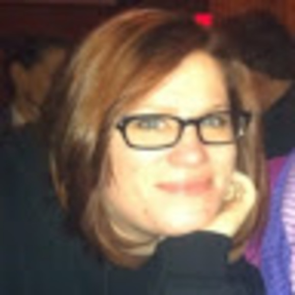 Meet your Posher, Danielle - Picture 1 of 1